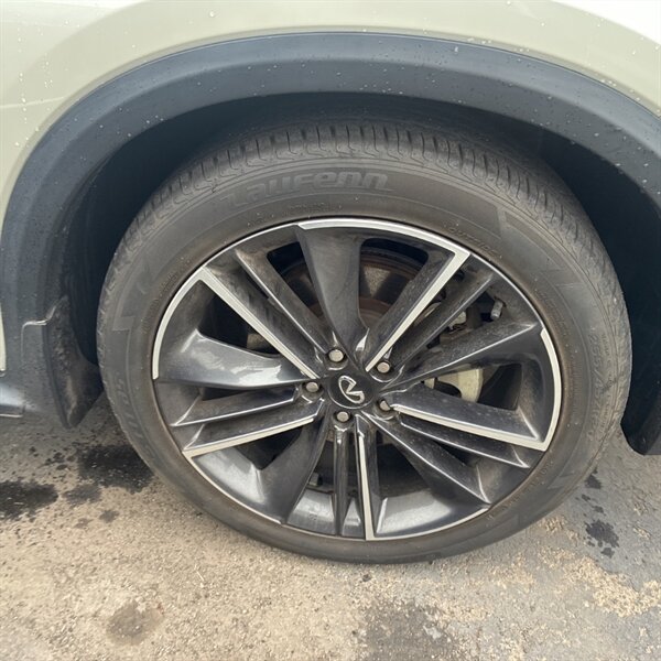 2022 INFINITI QX55 Essential   - Photo 12 - Sherman Oaks, CA 91423