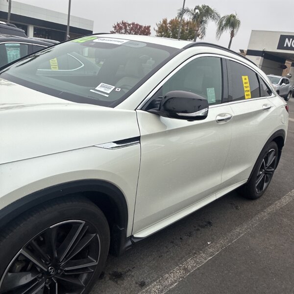 2022 INFINITI QX55 Essential   - Photo 9 - Sherman Oaks, CA 91423