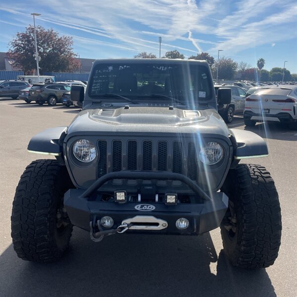 2019 Jeep Wrangler Unlimited Rubicon   - Photo 2 - Sherman Oaks, CA 91423