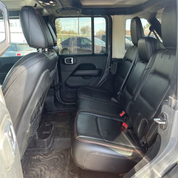 2019 Jeep Wrangler Unlimited Rubicon   - Photo 18 - Sherman Oaks, CA 91423