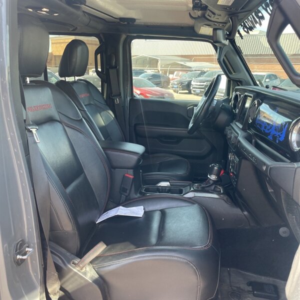 2019 Jeep Wrangler Unlimited Rubicon   - Photo 17 - Sherman Oaks, CA 91423