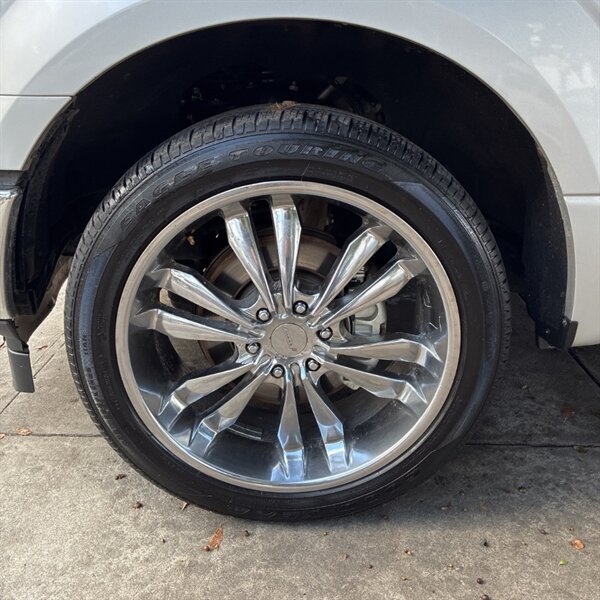 2019 Ford F-150 XL   - Photo 8 - Sherman Oaks, CA 91423