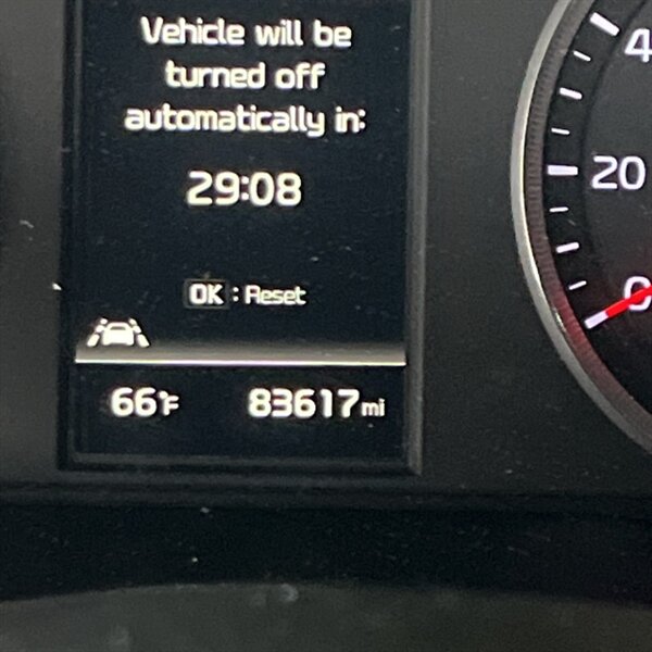 2022 Kia K5 EX   - Photo 19 - Sherman Oaks, CA 91423