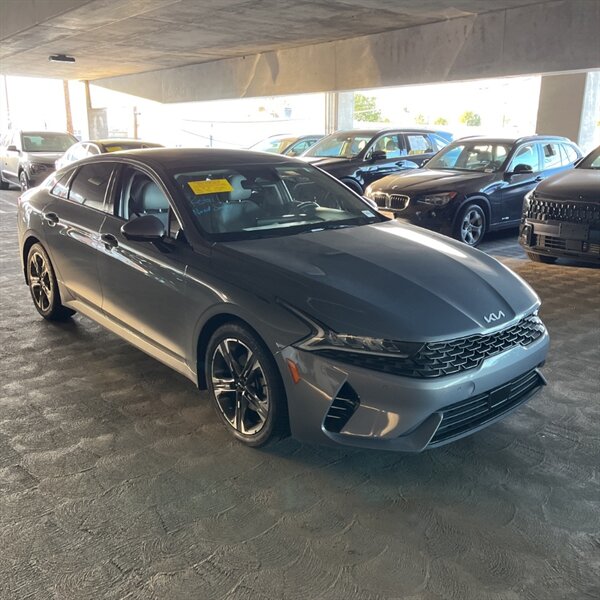 2022 Kia K5 EX   - Photo 7 - Sherman Oaks, CA 91423