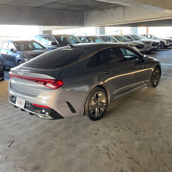 2022 Kia K5 EX   - Photo 8 - Sherman Oaks, CA 91423
