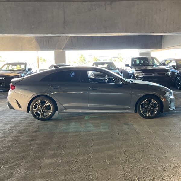 2022 Kia K5 EX   - Photo 5 - Sherman Oaks, CA 91423