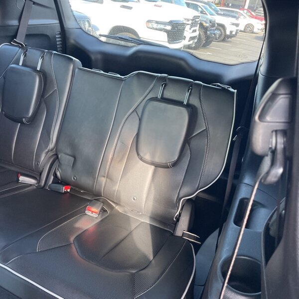 2019 Chrysler Pacifica Hybrid Limited   - Photo 15 - Sherman Oaks, CA 91423