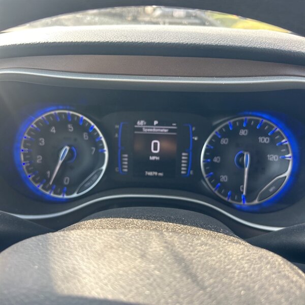 2019 Chrysler Pacifica L   - Photo 18 - Sherman Oaks, CA 91423