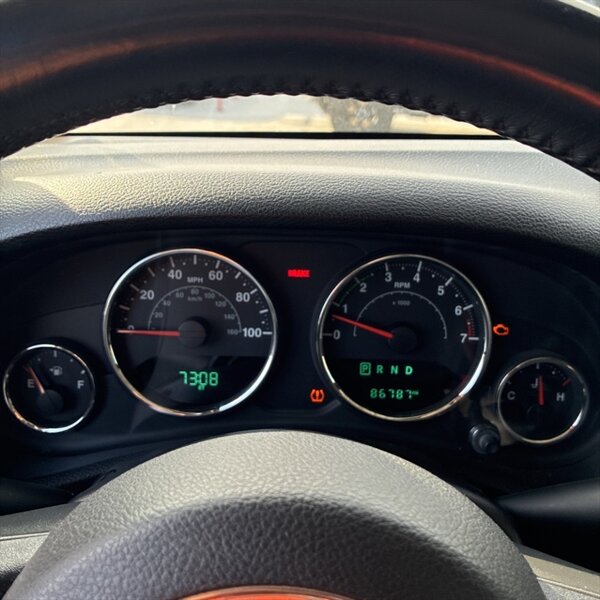 2017 Jeep Wrangler Unlimited Rubicon   - Photo 20 - Sherman Oaks, CA 91423