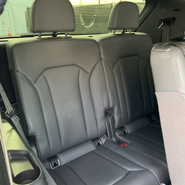 2020 Audi Q7 quattro Premium Plus 55 TFSI   - Photo 13 - Sherman Oaks, CA 91423