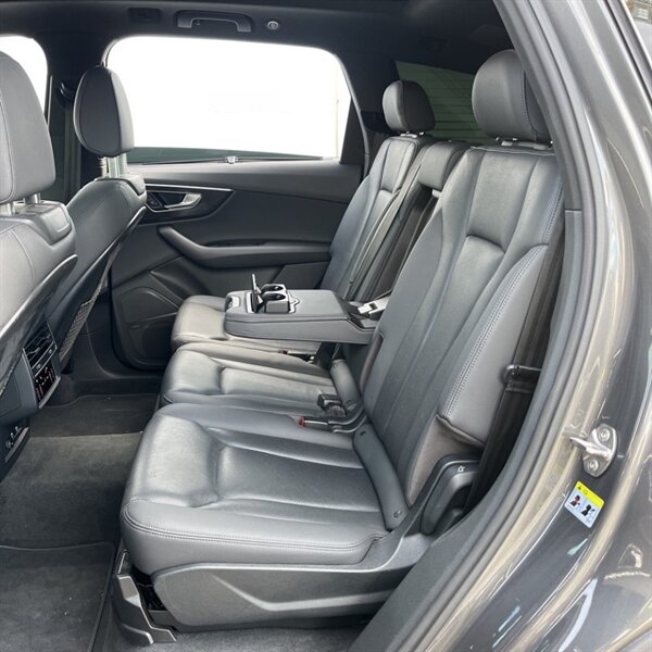2020 Audi Q7 quattro Premium Plus 55 TFSI   - Photo 14 - Sherman Oaks, CA 91423