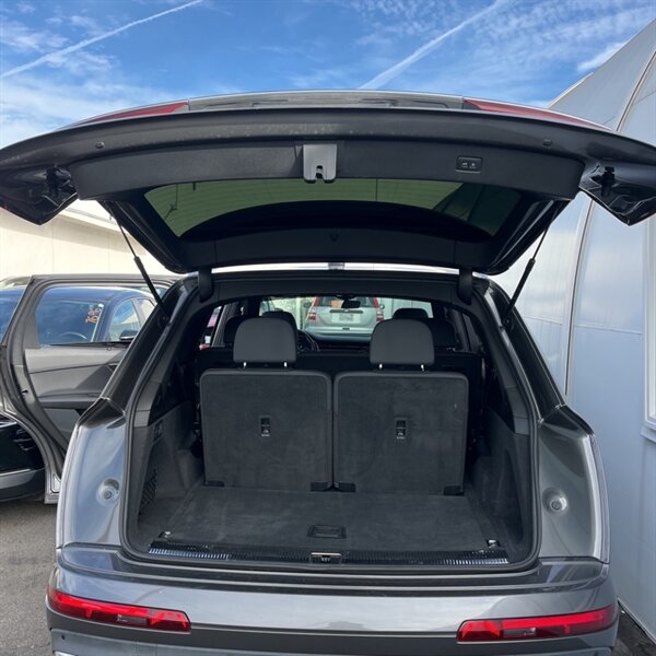 2020 Audi Q7 quattro Premium Plus 55 TFSI   - Photo 23 - Sherman Oaks, CA 91423