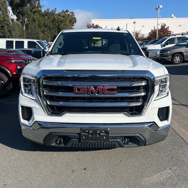 2021 GMC Sierra 1500 SLE   - Photo 2 - Sherman Oaks, CA 91423