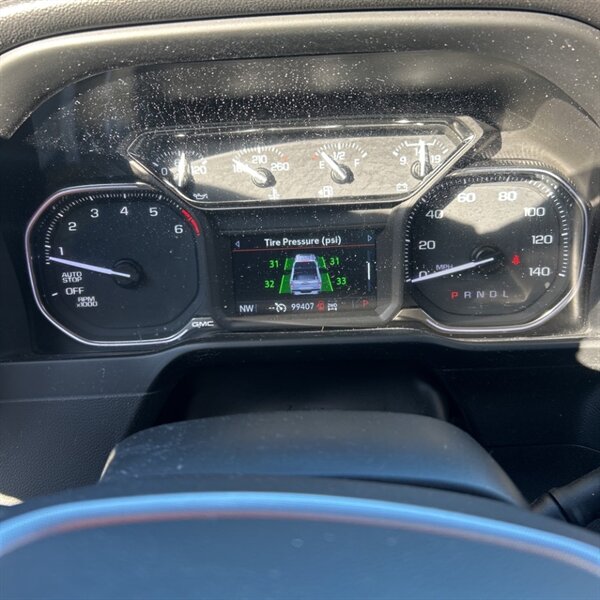 2021 GMC Sierra 1500 SLE   - Photo 19 - Sherman Oaks, CA 91423