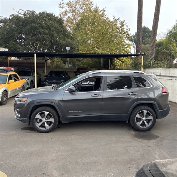 2019 Jeep Cherokee Limited   - Photo 7 - Sherman Oaks, CA 91423
