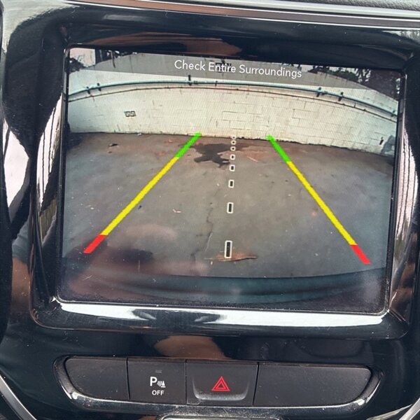 2019 Jeep Cherokee Limited   - Photo 18 - Sherman Oaks, CA 91423