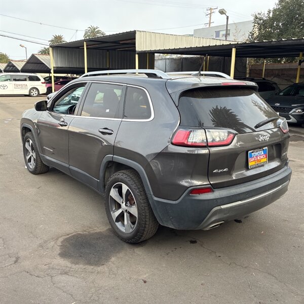 2019 Jeep Cherokee Limited   - Photo 4 - Sherman Oaks, CA 91423