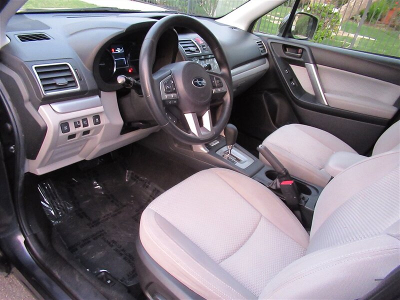 2018 Subaru Forester 2.5i Premium   - Photo 17 - Sherman Oaks, CA 91423