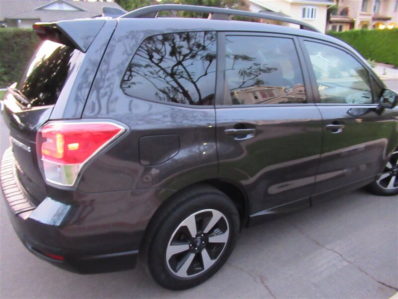 2018 Subaru Forester 2.5i Premium   - Photo 38 - Sherman Oaks, CA 91423