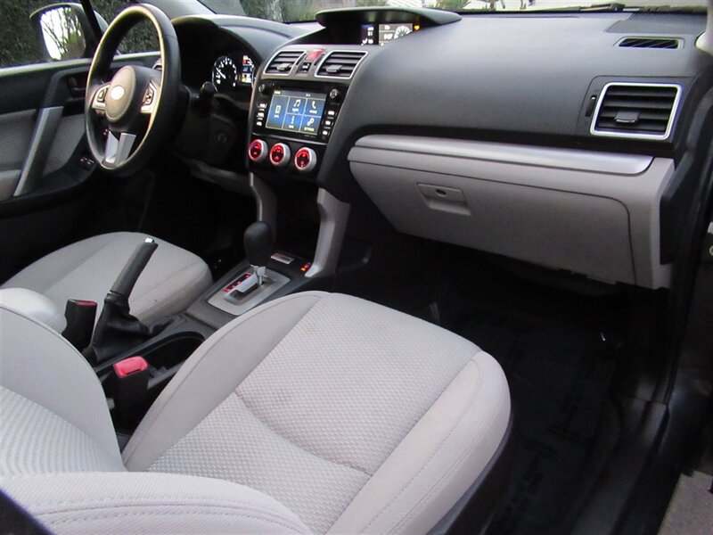 2018 Subaru Forester 2.5i Premium   - Photo 36 - Sherman Oaks, CA 91423