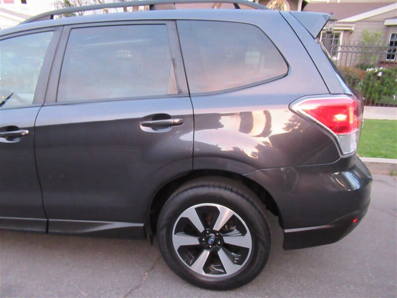 2018 Subaru Forester 2.5i Premium   - Photo 41 - Sherman Oaks, CA 91423