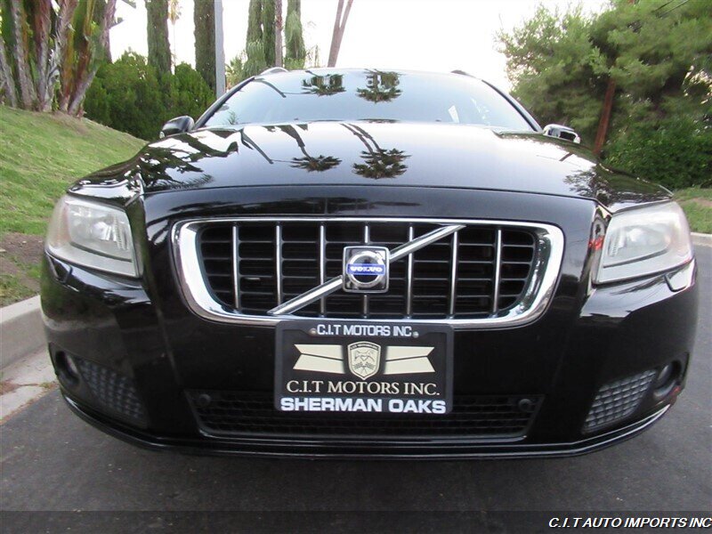 2009 Volvo V70 3.2   - Photo 40 - Sherman Oaks, CA 91423