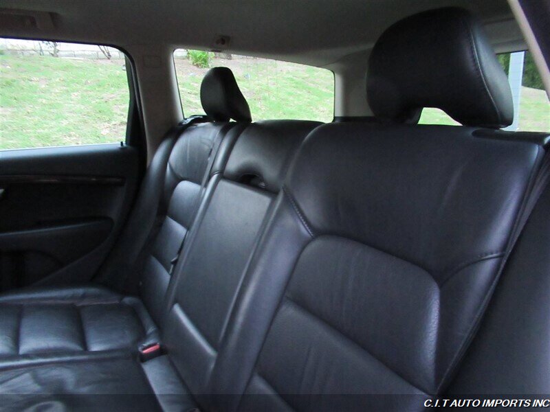 2009 Volvo V70 3.2   - Photo 24 - Sherman Oaks, CA 91423