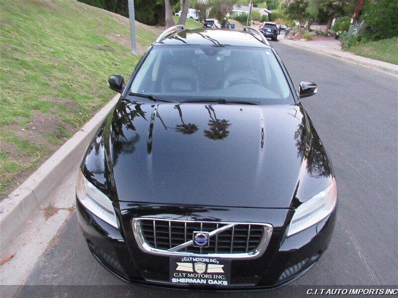 2009 Volvo V70 3.2   - Photo 41 - Sherman Oaks, CA 91423