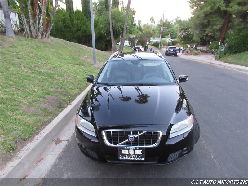 2009 Volvo V70 3.2   - Photo 10 - Sherman Oaks, CA 91423