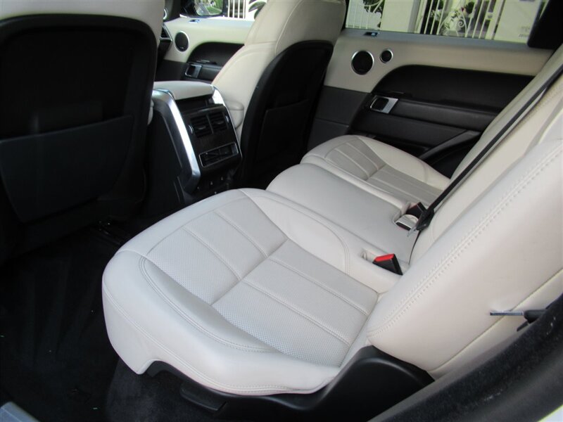 2020 Land Rover Range Rover Sport P525 HSE Dynamic   - Photo 32 - Sherman Oaks, CA 91423