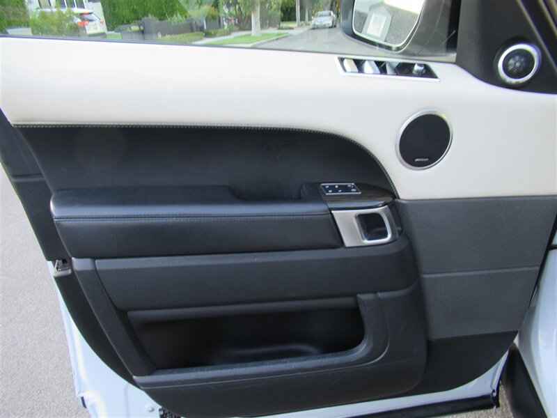 2020 Land Rover Range Rover Sport P525 HSE Dynamic   - Photo 17 - Sherman Oaks, CA 91423