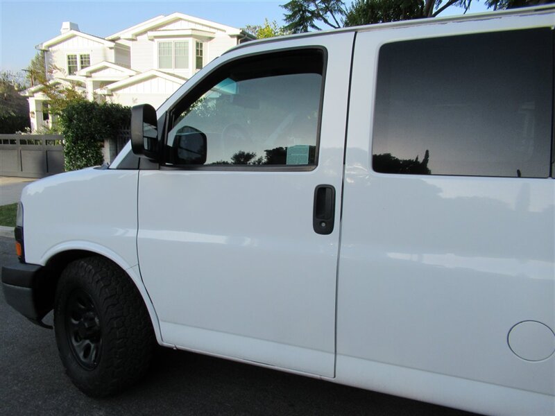 2014 Chevrolet Express LT 1500   - Photo 35 - Sherman Oaks, CA 91423