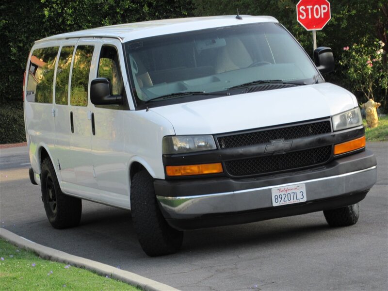 2014 Chevrolet Express LT 1500   - Photo 2 - Sherman Oaks, CA 91423