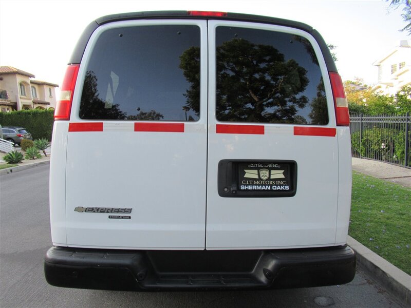 2014 Chevrolet Express LT 1500   - Photo 34 - Sherman Oaks, CA 91423