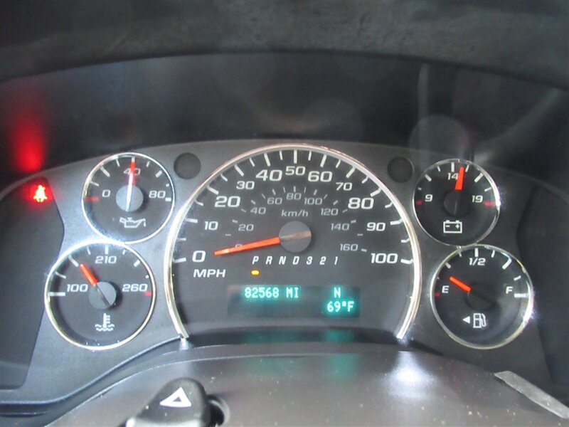 2014 Chevrolet Express LT 1500   - Photo 15 - Sherman Oaks, CA 91423