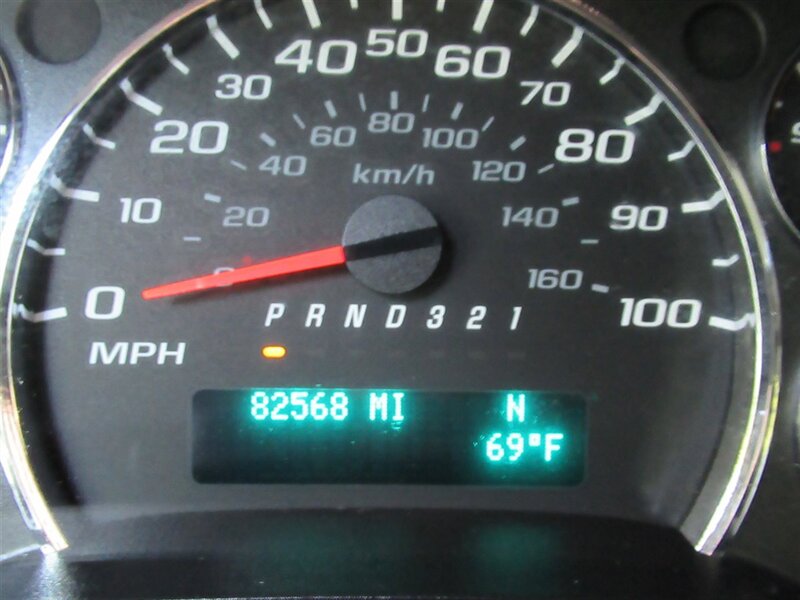 2014 Chevrolet Express LT 1500   - Photo 17 - Sherman Oaks, CA 91423