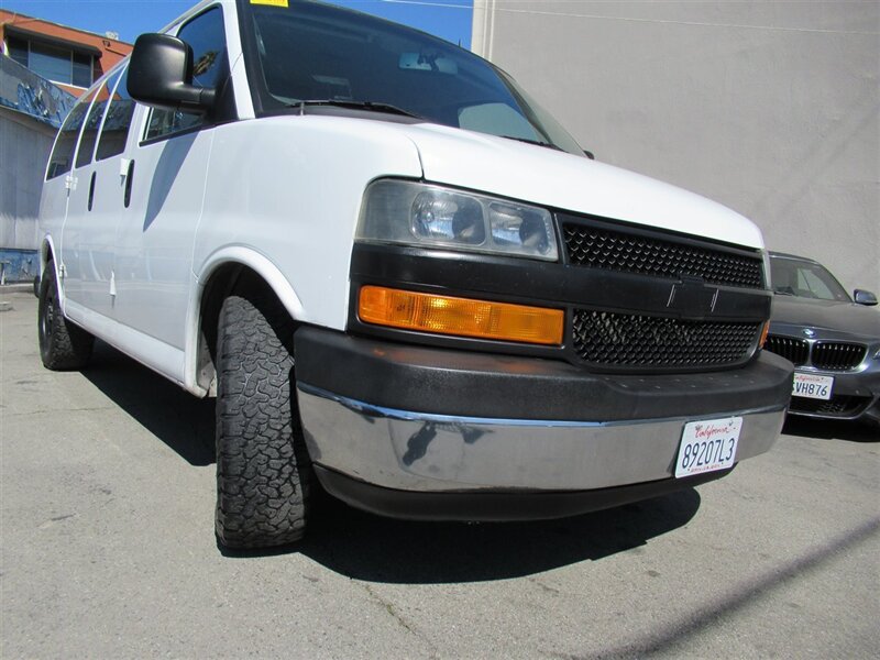 2014 Chevrolet Express LT 1500   - Photo 51 - Sherman Oaks, CA 91423
