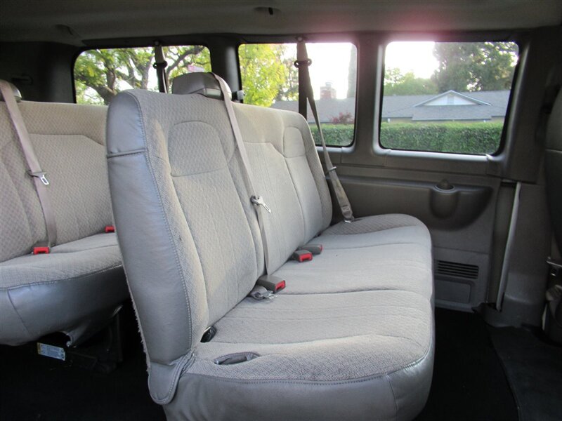 2014 Chevrolet Express LT 1500   - Photo 28 - Sherman Oaks, CA 91423