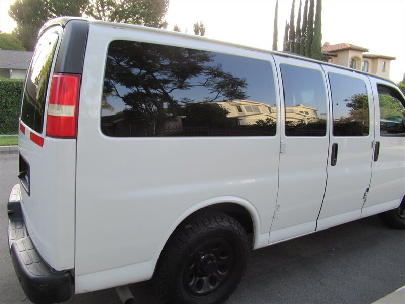 2014 Chevrolet Express LT 1500   - Photo 33 - Sherman Oaks, CA 91423