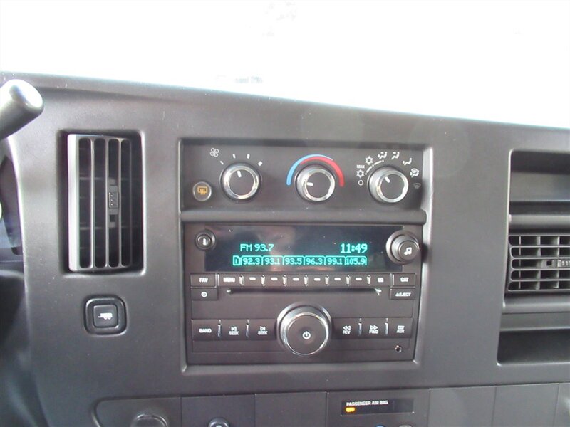 2014 Chevrolet Express LT 1500   - Photo 16 - Sherman Oaks, CA 91423