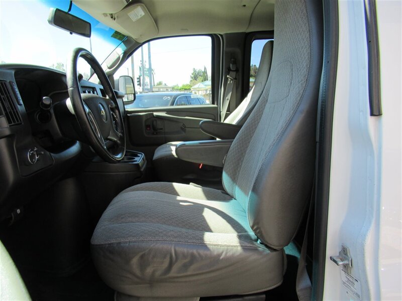 2014 Chevrolet Express LT 1500   - Photo 54 - Sherman Oaks, CA 91423