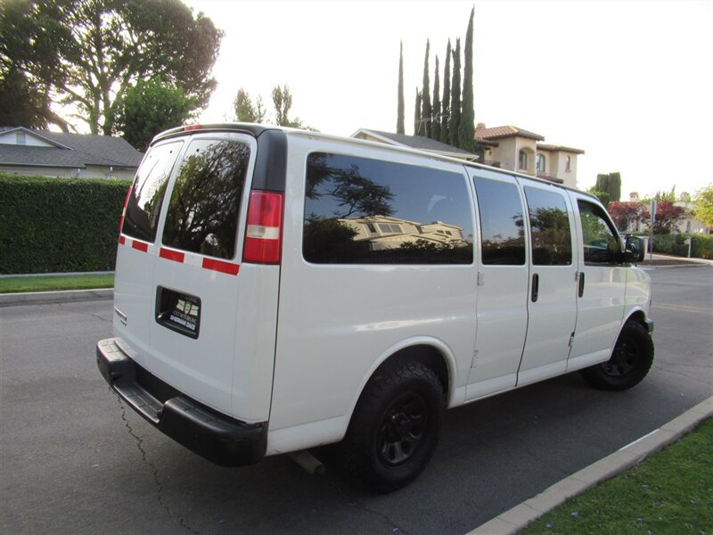 2014 Chevrolet Express LT 1500   - Photo 12 - Sherman Oaks, CA 91423