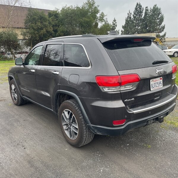 2019 Jeep Grand Cherokee Limited   - Photo 8 - Sherman Oaks, CA 91423