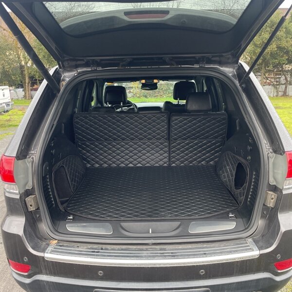 2019 Jeep Grand Cherokee Limited   - Photo 12 - Sherman Oaks, CA 91423