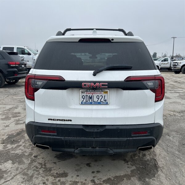 2023 GMC Acadia SLE   - Photo 10 - Sherman Oaks, CA 91423