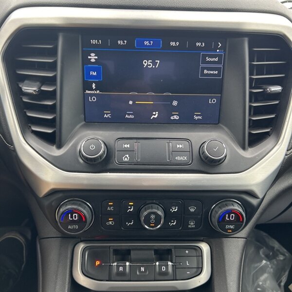 2023 GMC Acadia SLE   - Photo 28 - Sherman Oaks, CA 91423