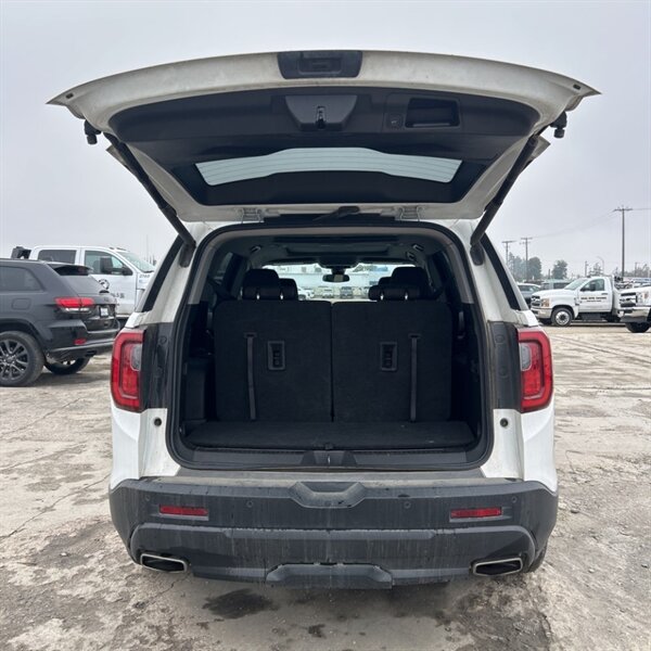 2023 GMC Acadia SLE   - Photo 12 - Sherman Oaks, CA 91423
