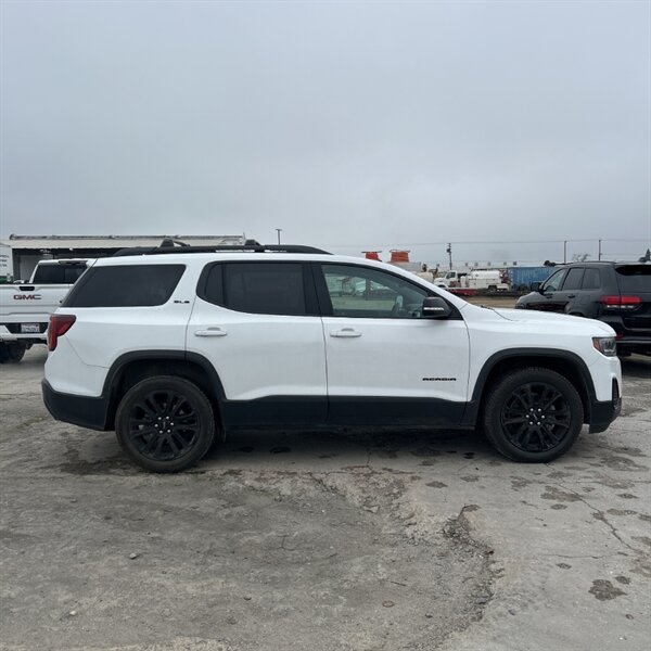 2023 GMC Acadia SLE   - Photo 14 - Sherman Oaks, CA 91423