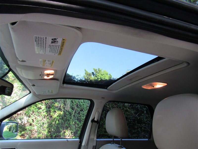 2008 Ford Escape Hybrid   - Photo 18 - Sherman Oaks, CA 91423