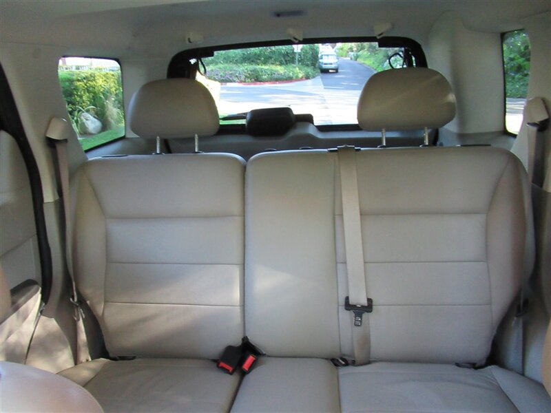 2008 Ford Escape Hybrid   - Photo 20 - Sherman Oaks, CA 91423